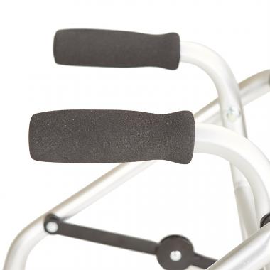 Ходунки инвалидные Армед FS 967L. Мягкие накладки на поручнях