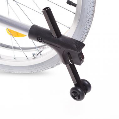 Кресло-коляска для инвалидов Армед FS251LHPQ. Антиопрокидывающее устройство