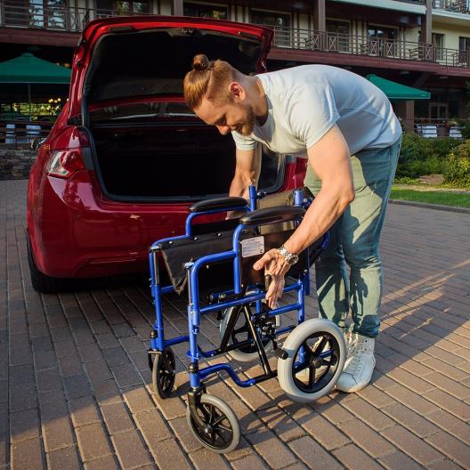 Кресло-каталка для инвалидов Армед H 030C 17