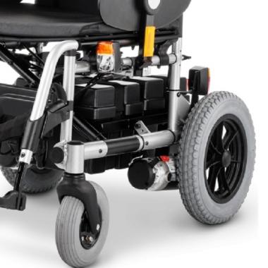 Кресло-коляска c электроприводом для инвалидов Meyra CLOU. Маневренность и безопасность