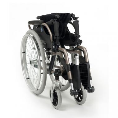 Кресло-коляска инвалидное механическое Vermeiren V300+30°. Складная рама