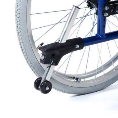 Инвалидное кресло-коляска Армед  5000. Регулируемые колеса