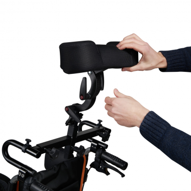 Кресло-коляска Армед 4000 4000. Регулируемый подголовник